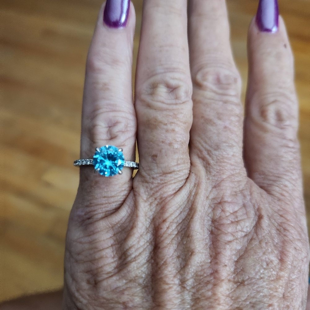 Dazzling Aquamarine Silver Ring